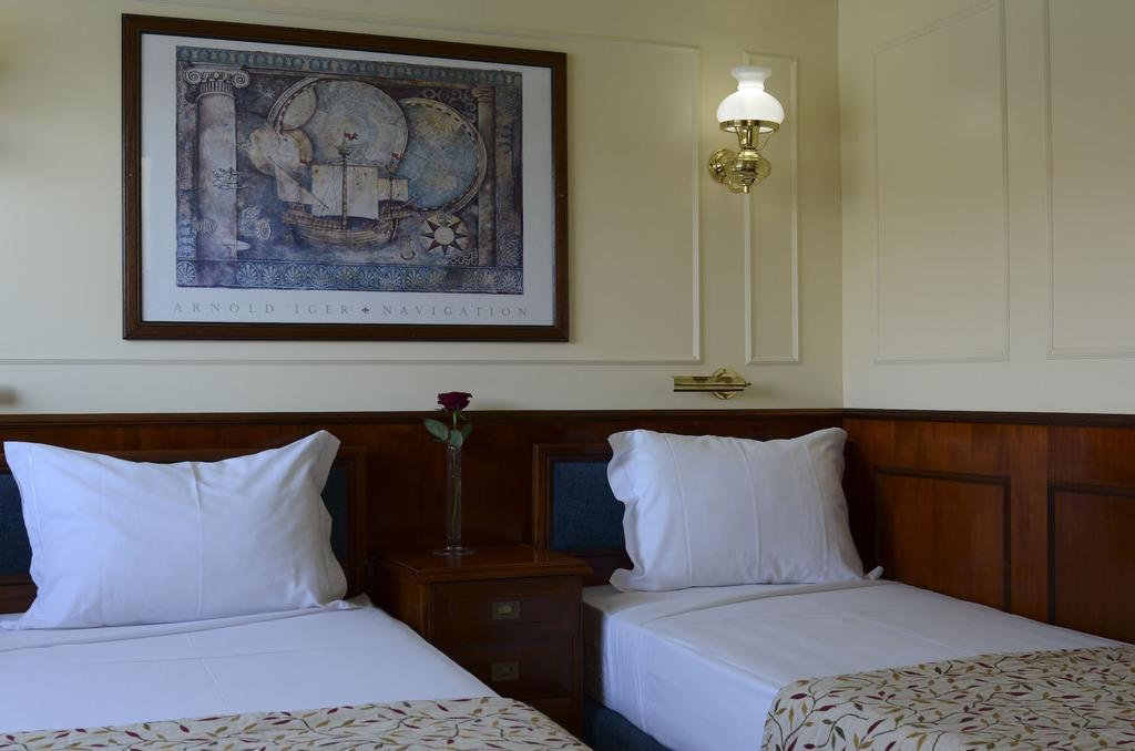 Invicta Ribeira Boat Hotel Porto Kültér fotó