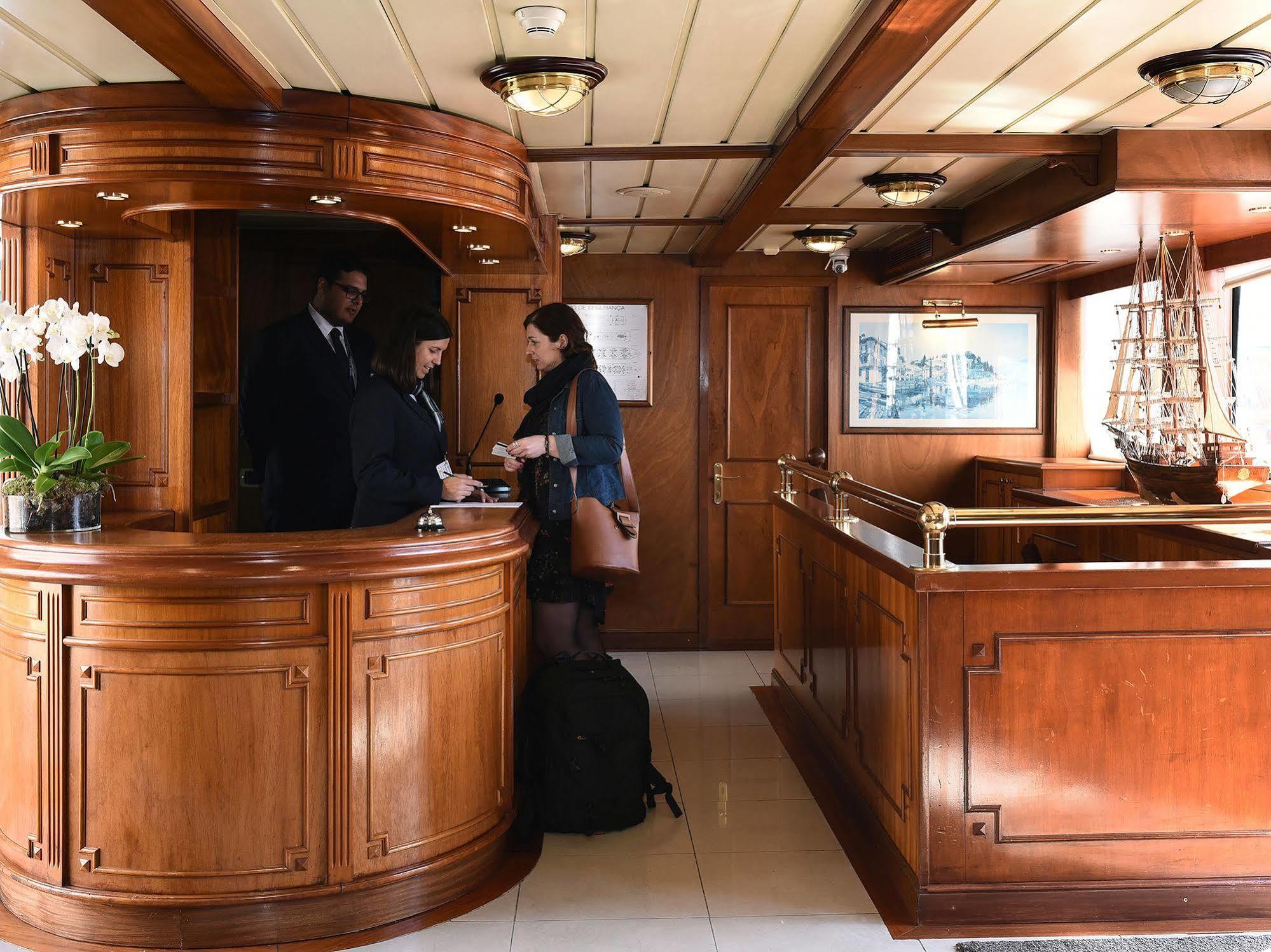 Invicta Ribeira Boat Hotel Porto Kültér fotó