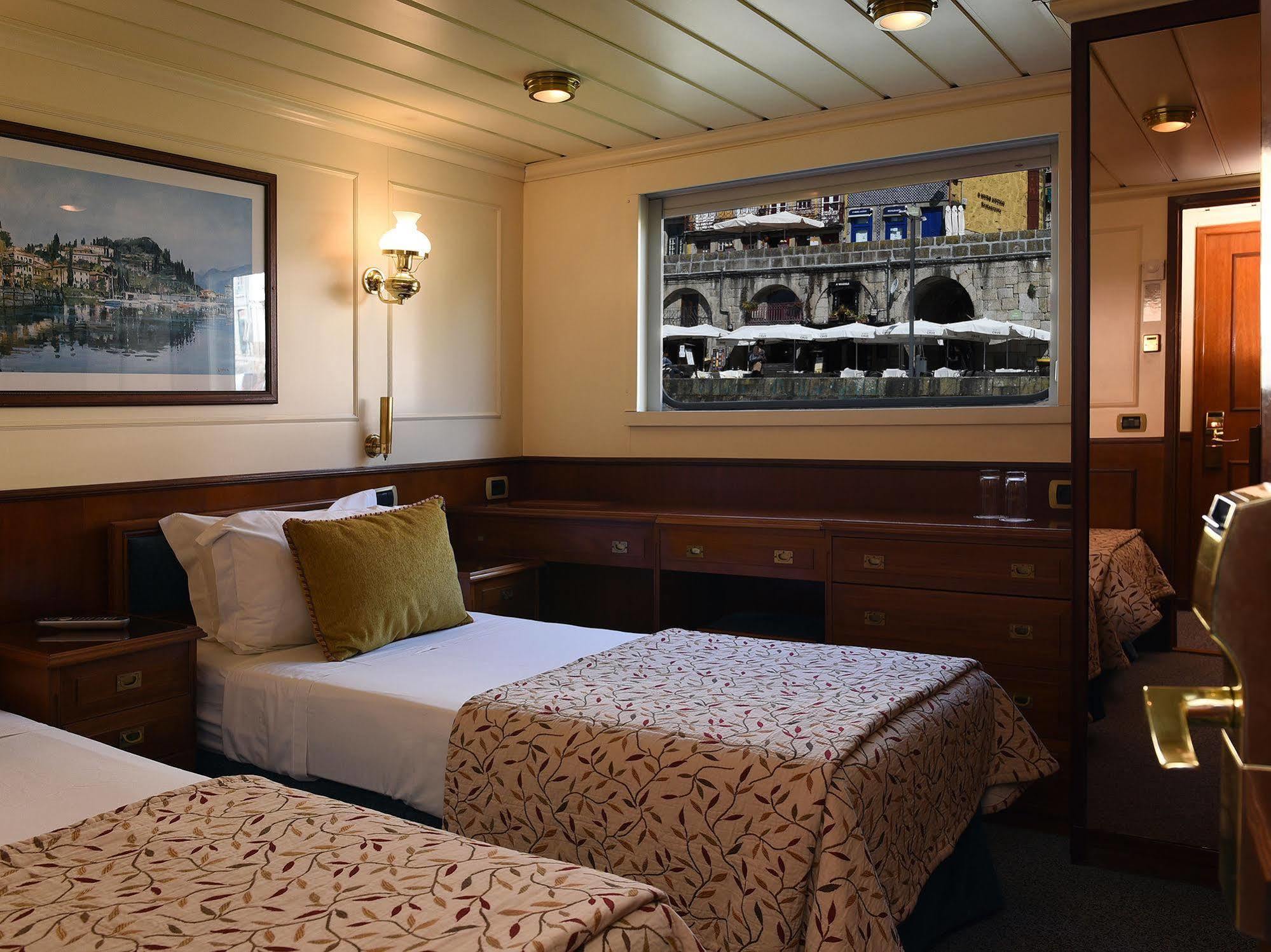 Invicta Ribeira Boat Hotel Porto Kültér fotó